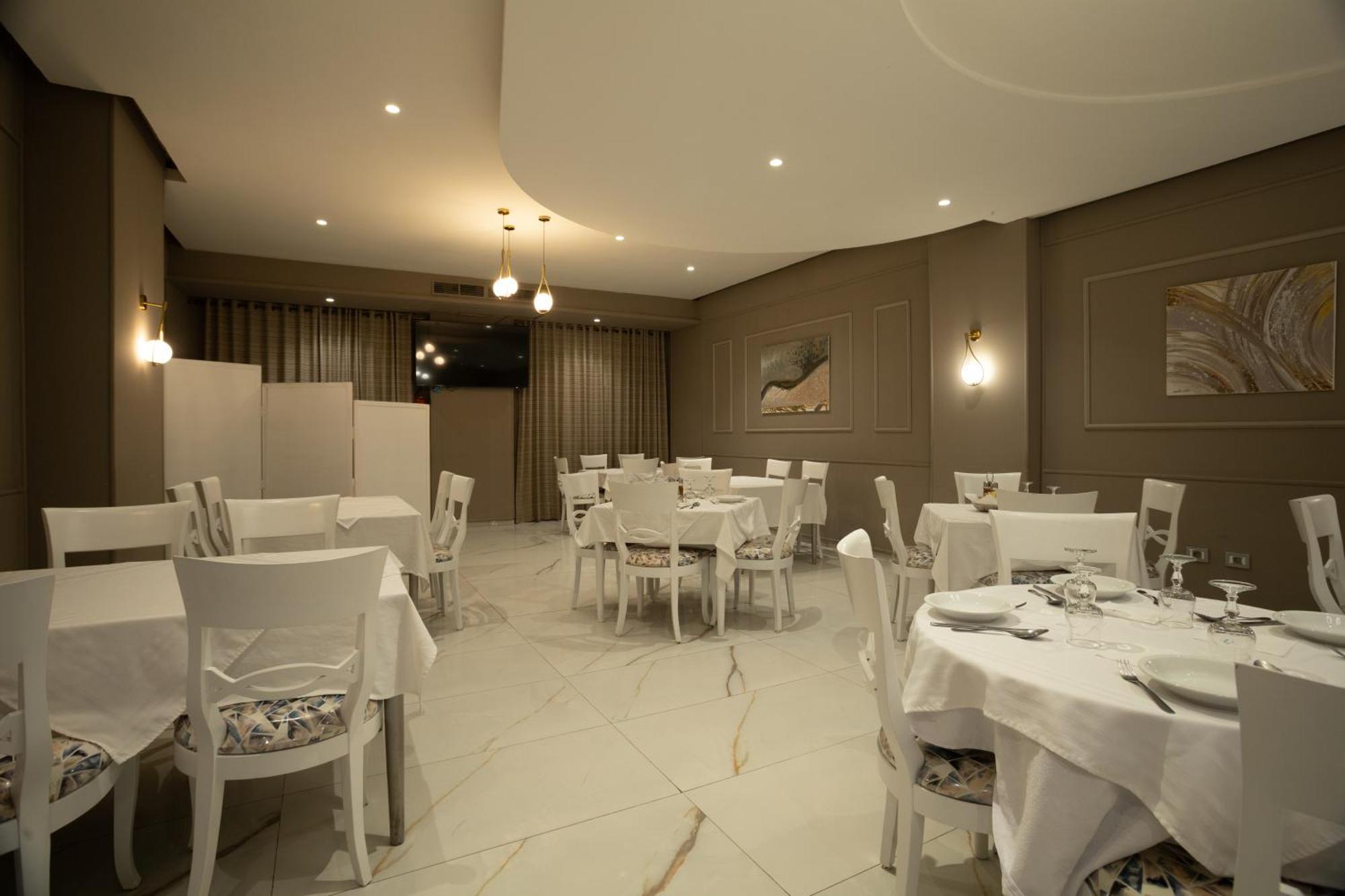 Hotel Donia Sfax Buitenkant foto